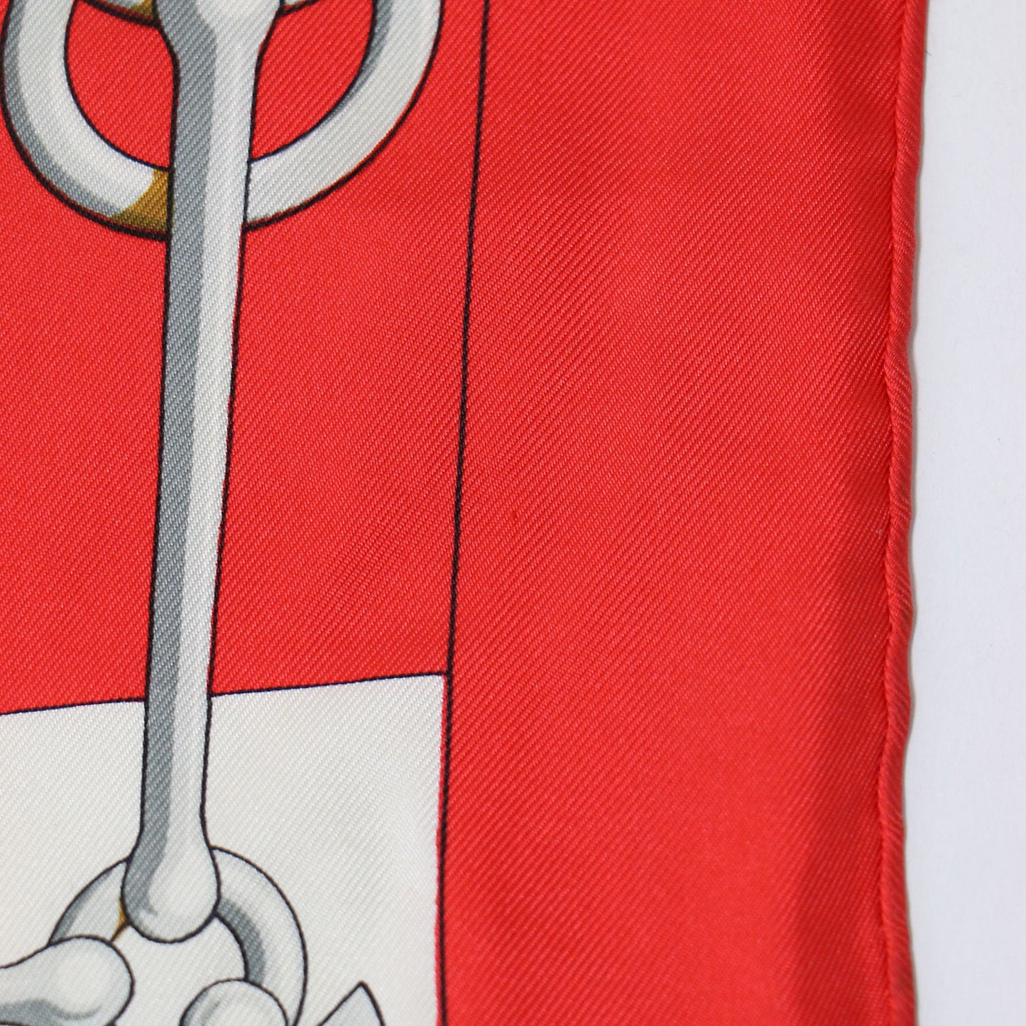 カレ90 シルク スカーフ / Cliquetis カチカチ 剣柄 大判 正方形