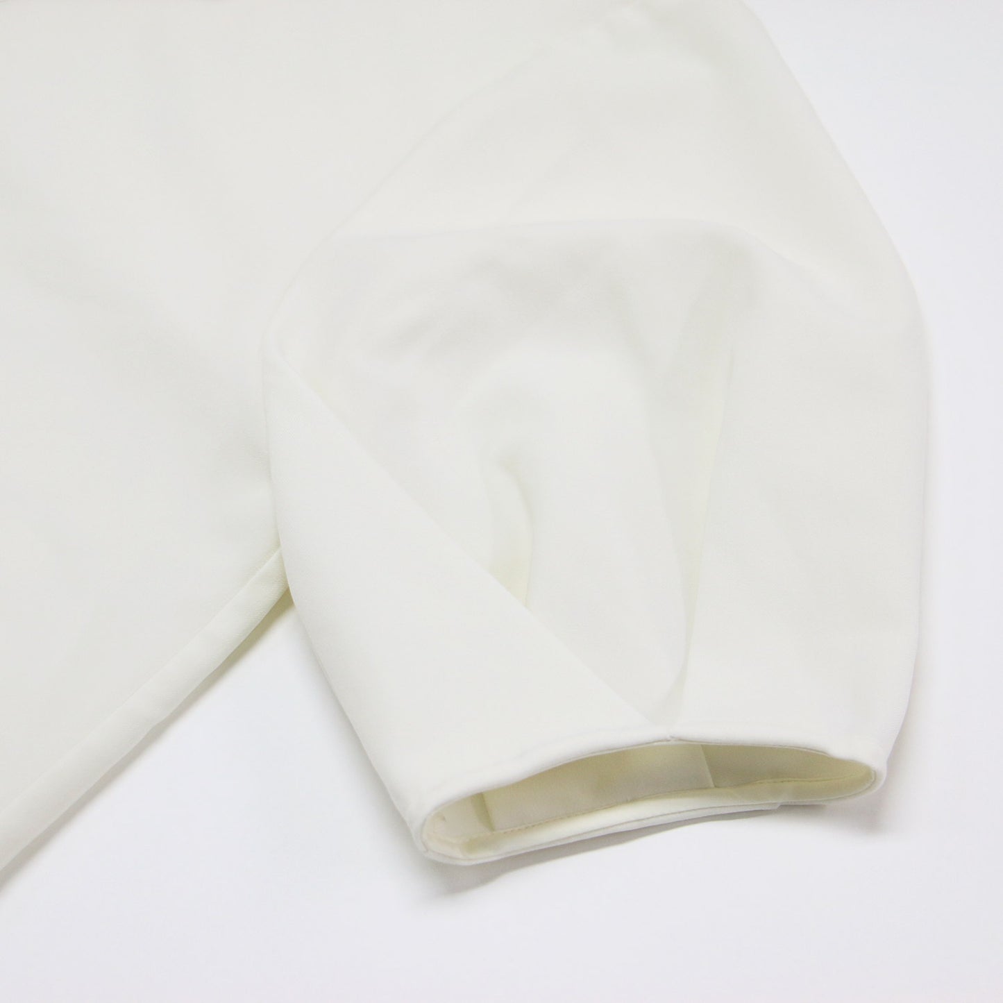 23春夏 ストレッチ ツイル タックスリーブ ブラウス / プルオーバー Vネック 半袖