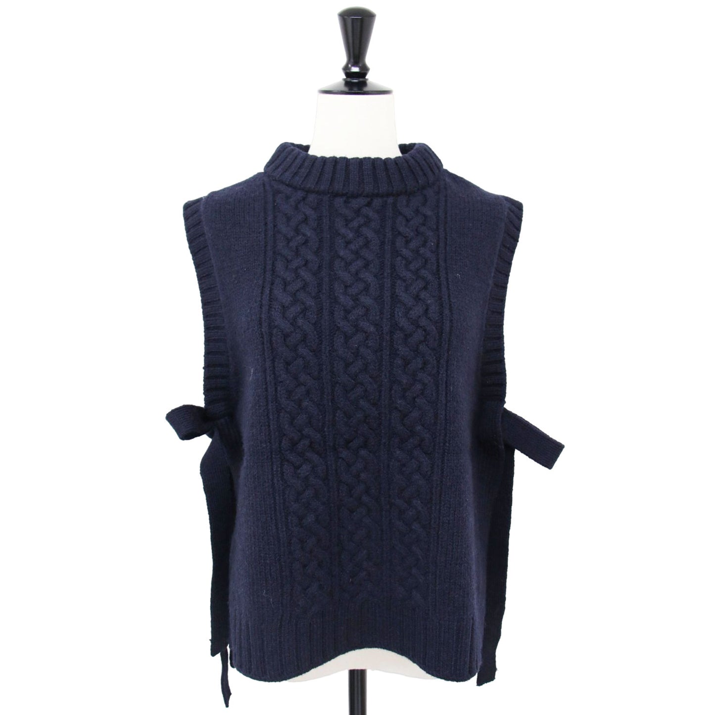 ウール ケーブル編み ニット ベスト / クルーネック サイドリボン プルオーバー