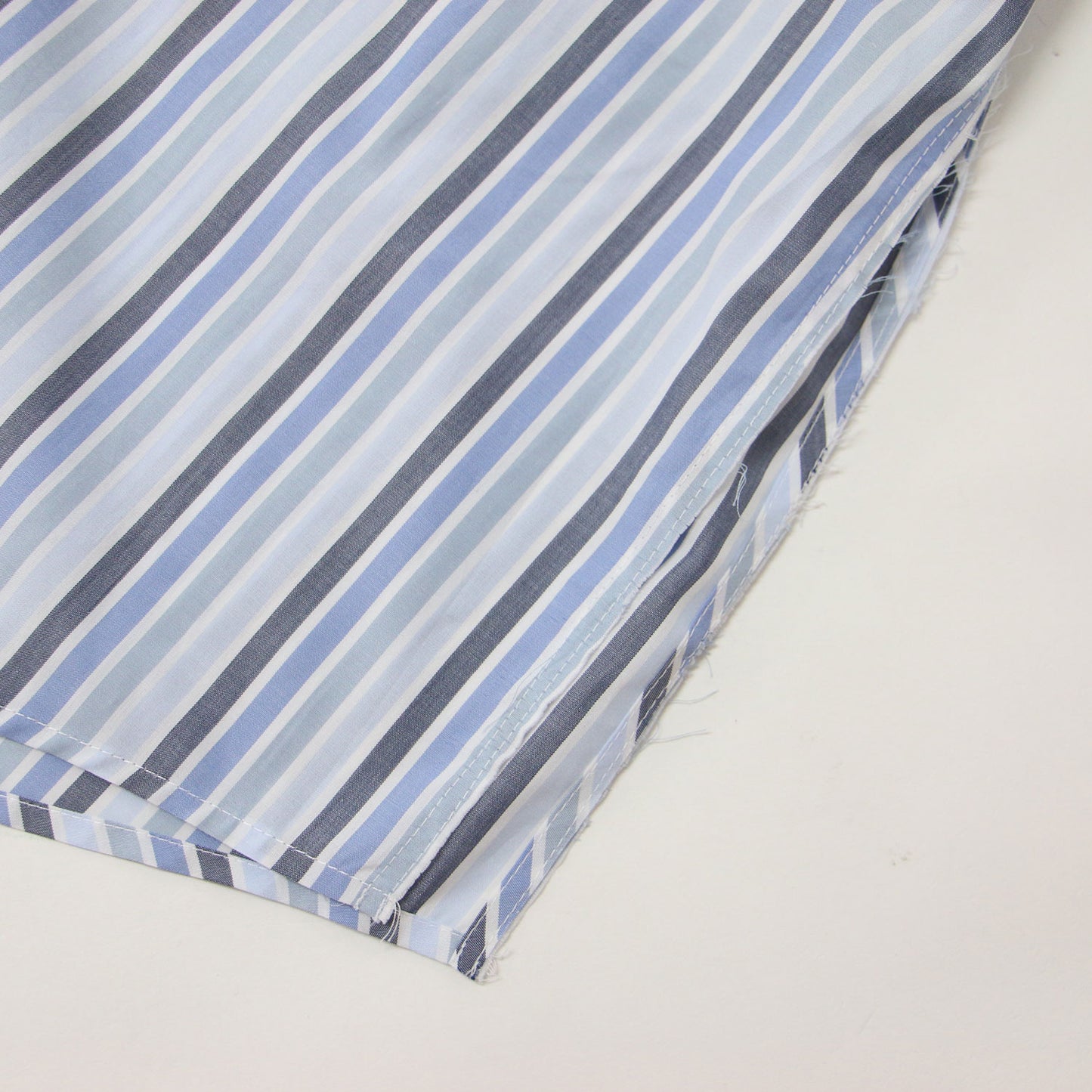 24秋冬 コットン ポプリン ストライプ 切替 シャツ / 長袖 ハーフ&ハーフ ベルト付き