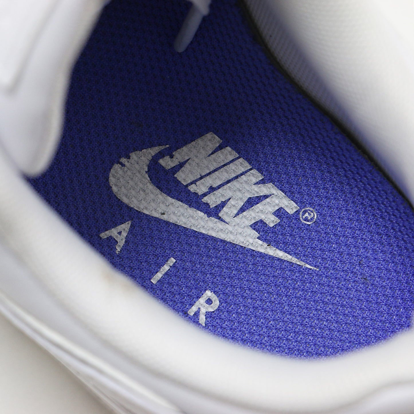 23秋冬 エアマックス90 スニーカー FV0949-100 / WMNS NIKE AIR MAX 90 ローカット レースアップ