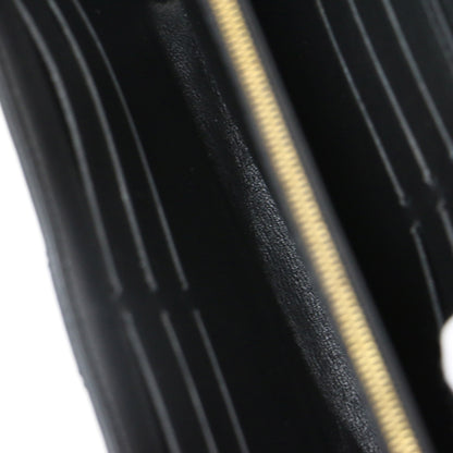 ニューウェーブ ロング ウォレット M63298 / 二つ折り 長財布 ストラップ ロゴ キルティング レザー