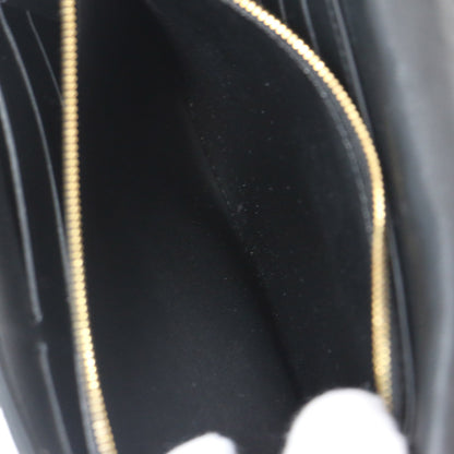 ニューウェーブ ロング ウォレット M63298 / 二つ折り 長財布 ストラップ ロゴ キルティング レザー