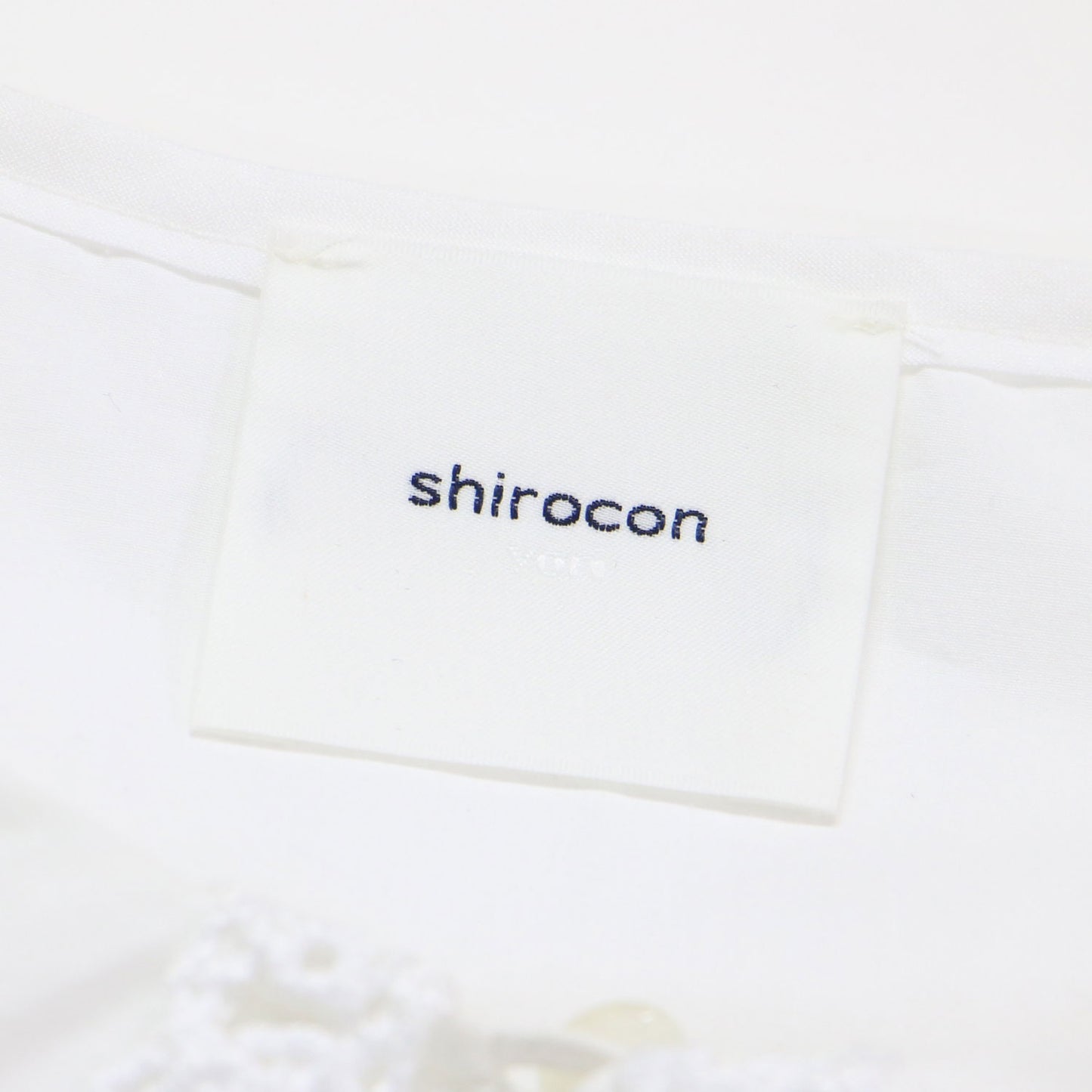 ループ 刺繍 セーラー ブラウス / shirocon ノースリーブ ビックカラー ラウンド スクエア スリット