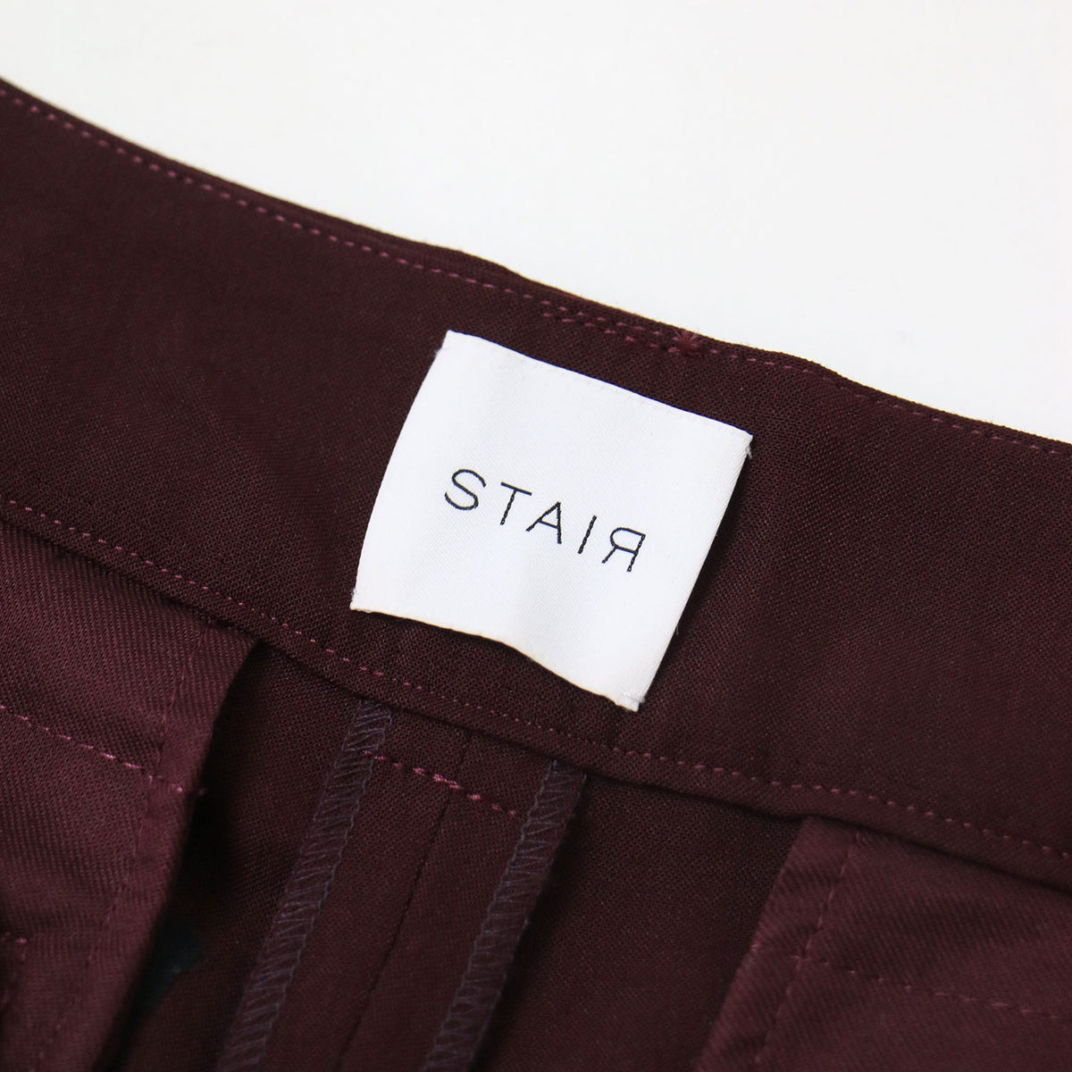 サイドボタン タック パンツ / ラップデザイン ワイド センタープレス
