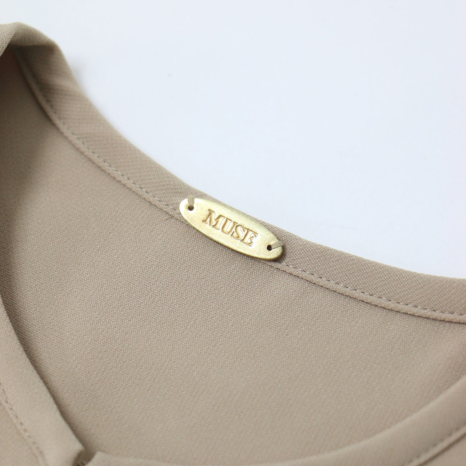 美品Deuxieme Classe EDEN カシュクールプルオーバーブラウス Deuxieme Classe (ドゥーズィエム クラス) EDEN Cash ブラウス / プル