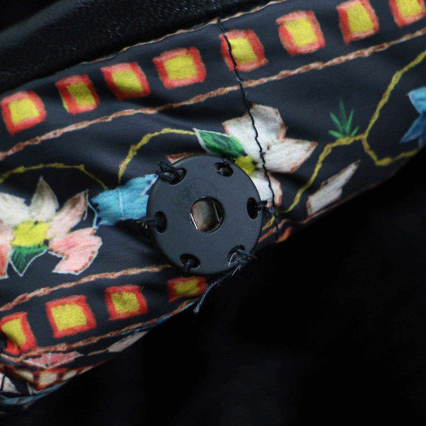 ファー ダウン リバーシブル コート / ロング スタンドカラー ペイズリー柄 カーリーヘア レザーパイピング