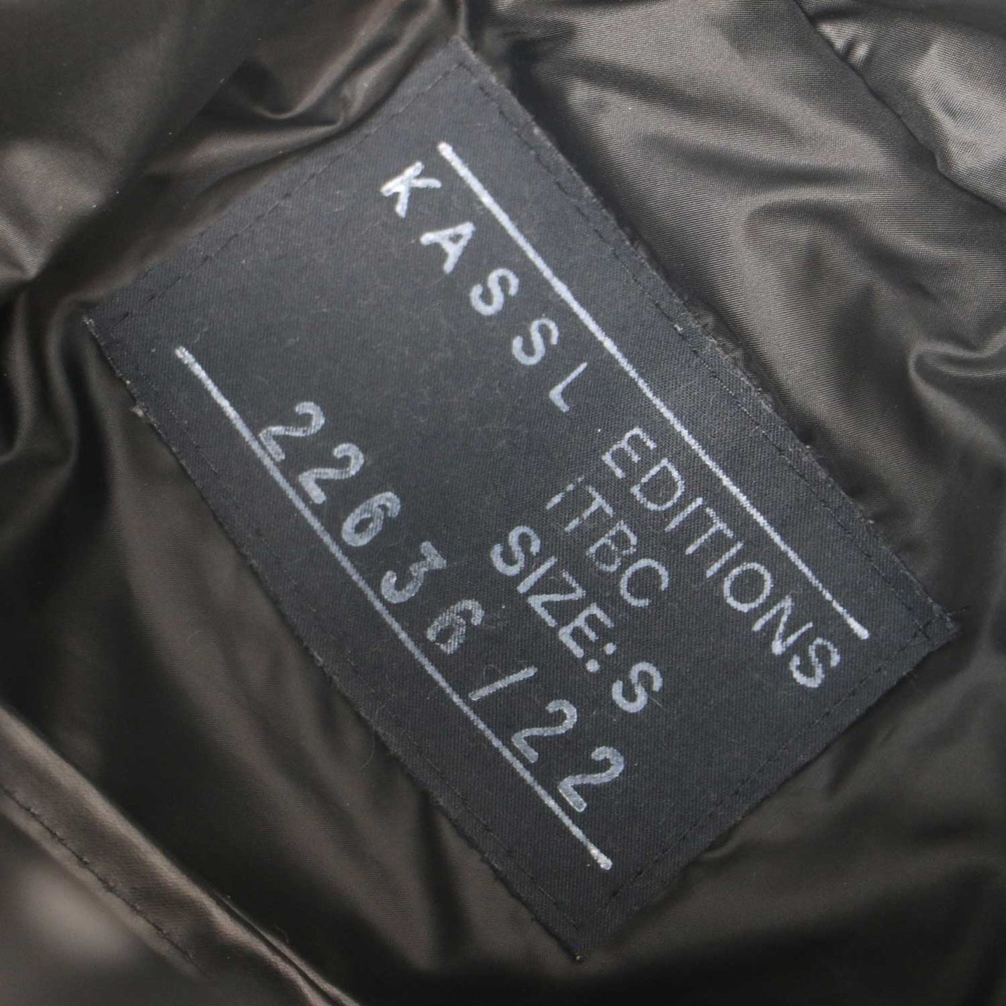 パテッド ハンドバッグ / 中わた ワンショルダー ANCHOR HAND SMALL OIL