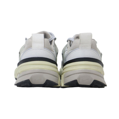 ローカット スニーカー V2K RUN FD0736-100 / メッシュ レースアップ チャンキーソール