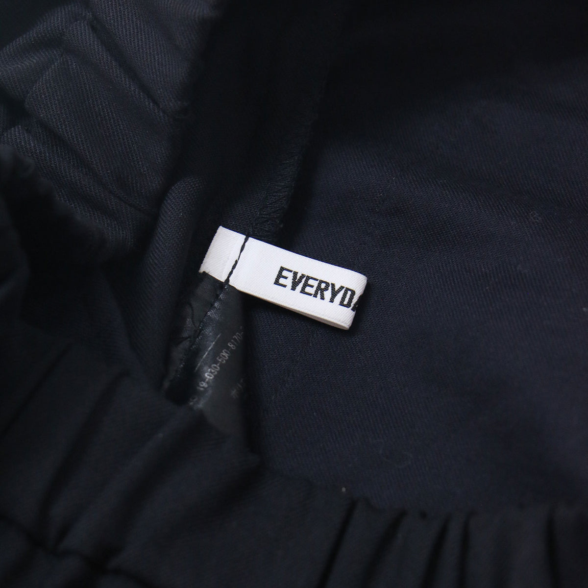 EVERYDAY I LIKE. スリット テーパード パンツ / スラックス ウエストゴム 裾ジップ ウール