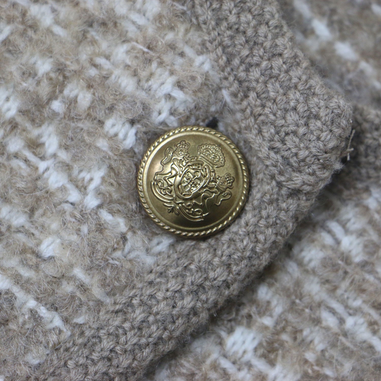 Mila Owen (ミラ オーウェン) 24秋冬 金釦 短丈 ツイード ニット