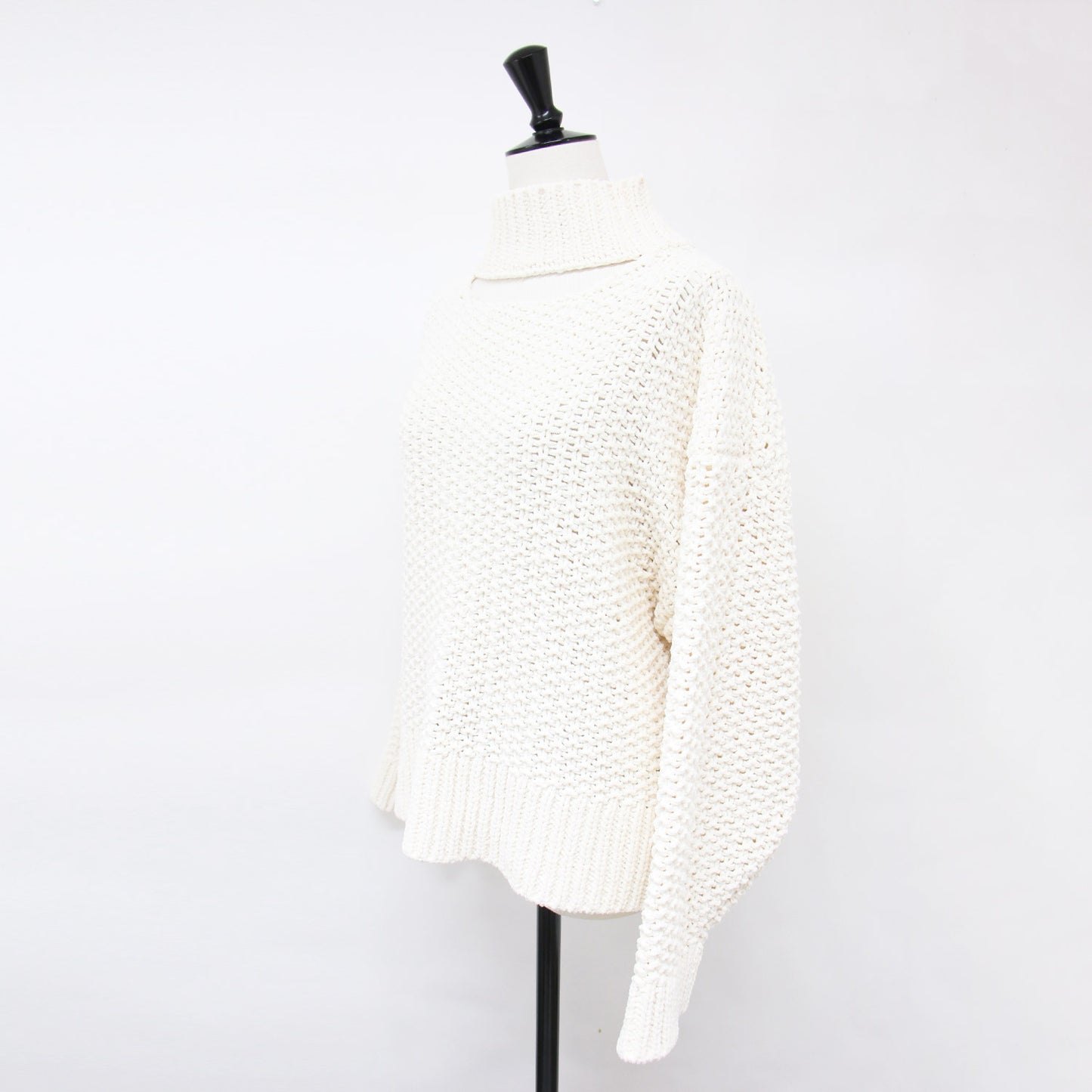 モール カットア ウト ハイネック ニット / 長袖 プルオーバー ワイド