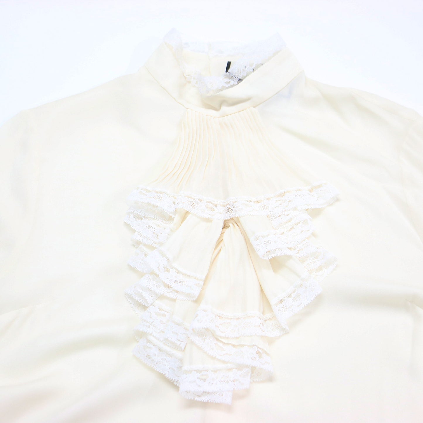 シルク レース付き ボウタイ ブラウス / シャツ スタンドカラー 長袖 ベルスリーブ プリーツ