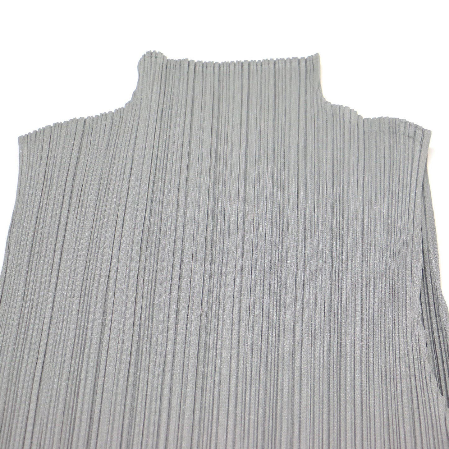 ノースリーブ ハイネック トップス / カットソー プリーツ