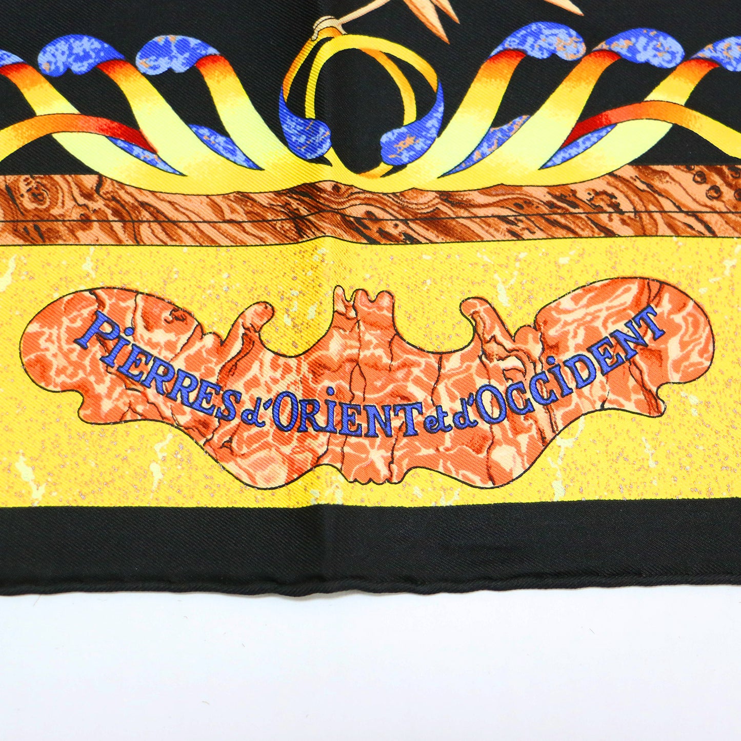 カレ90 シルク スカーフ 東洋の石と西洋の石細工 / PIEPRES d ORIENT et d OCCIDENT 大判 正方形