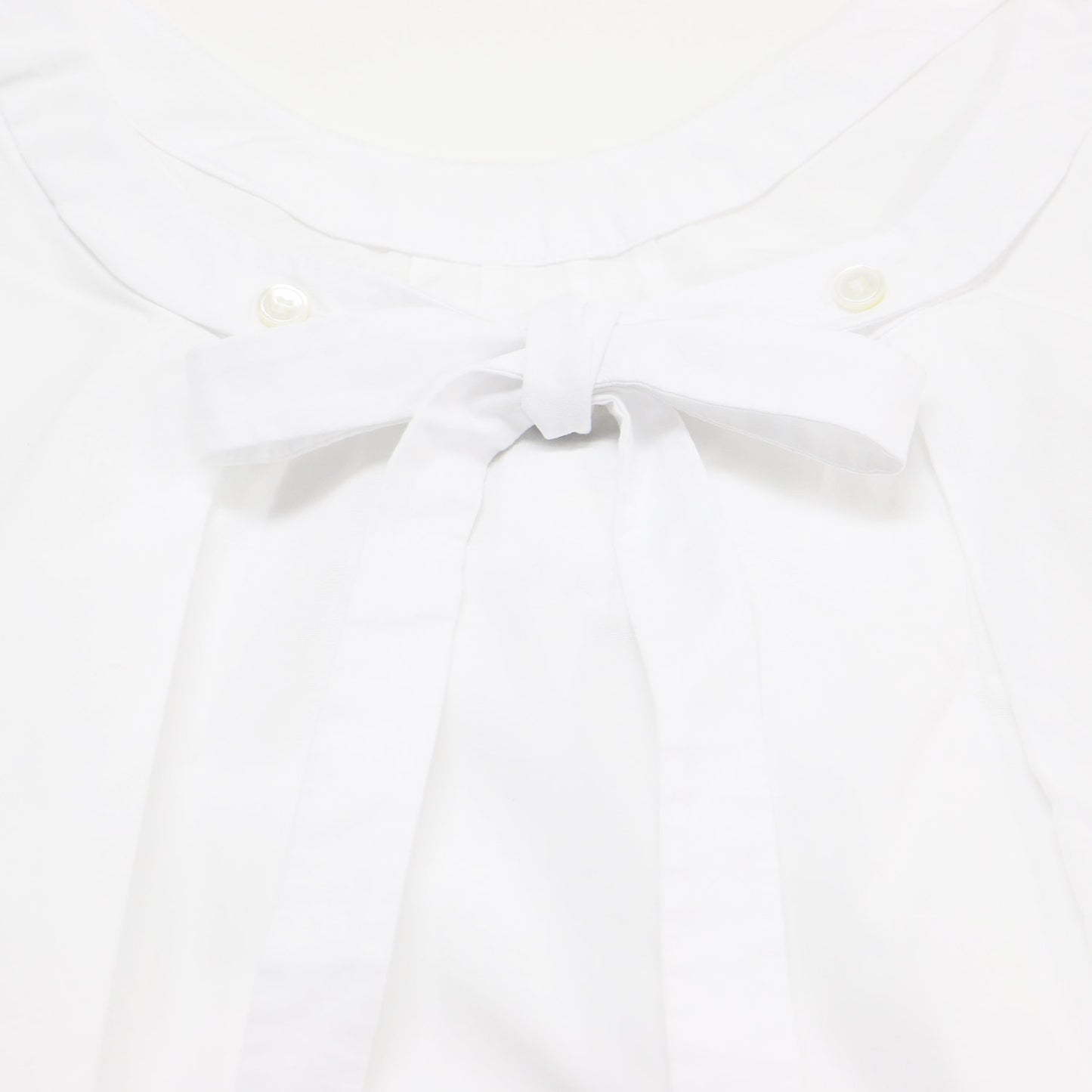 ノースリーブ ブラウス / クルーネック タック スリット