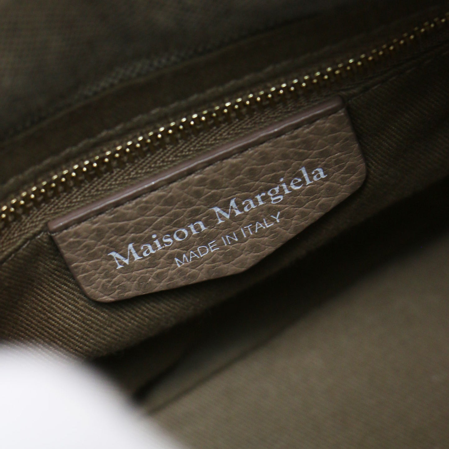 24春夏 チェーン ショルダーバッグ SB1WG0046 P4348 / 5AC TOTE HORIZONTAL 2WAY ハンドバッグ 巾着 カレンダータグ ナンバリングタグ レザー 牛革