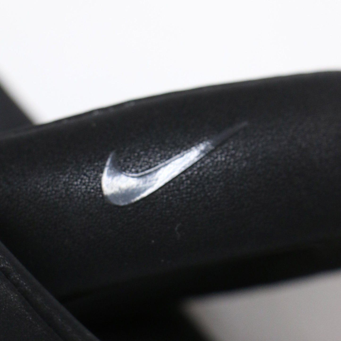 W AIR MAX ISLA SANDAL FJ5929-003 / クロスベルト 厚底 サンダル エア マックス アイラ