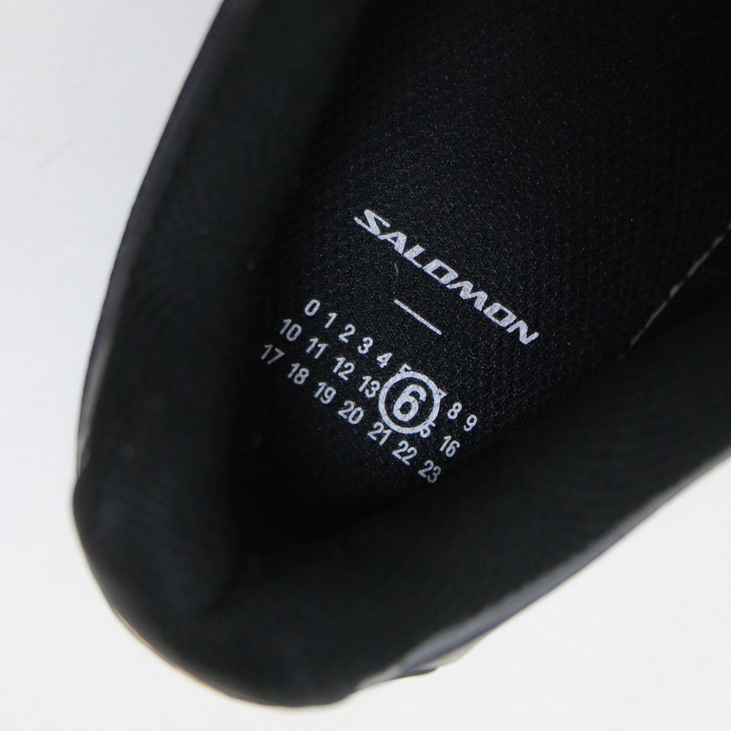 × MM6 Maison Margiela 24秋冬 XT-MARY S66WS0102 / カレンダータグ メリージェーン スニーカー