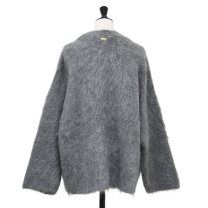 24秋冬 クルーネック カーディガン / PORTMIX ニット 長袖 ボタンレス ブランドロゴ メタルプレート ファー モヘヤ