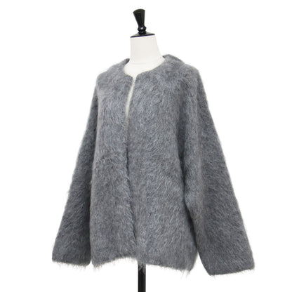 24秋冬 クルーネック カーディガン / PORTMIX ニット 長袖 ボタンレス ブランドロゴ メタルプレート ファー モヘヤ