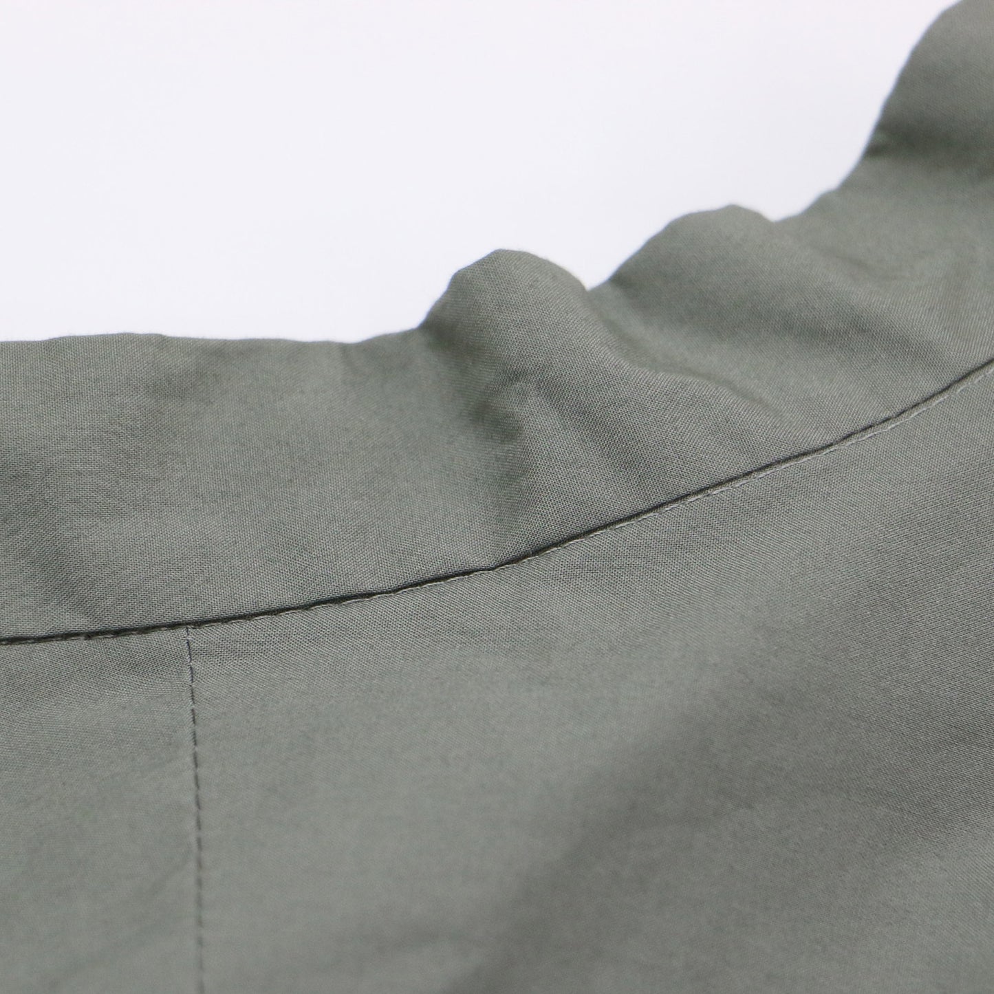 フレンチスリーブ バルーンシルエット ブラウス / シャツ ノースリーブ バンドカラー 比翼 タイプライター コットン