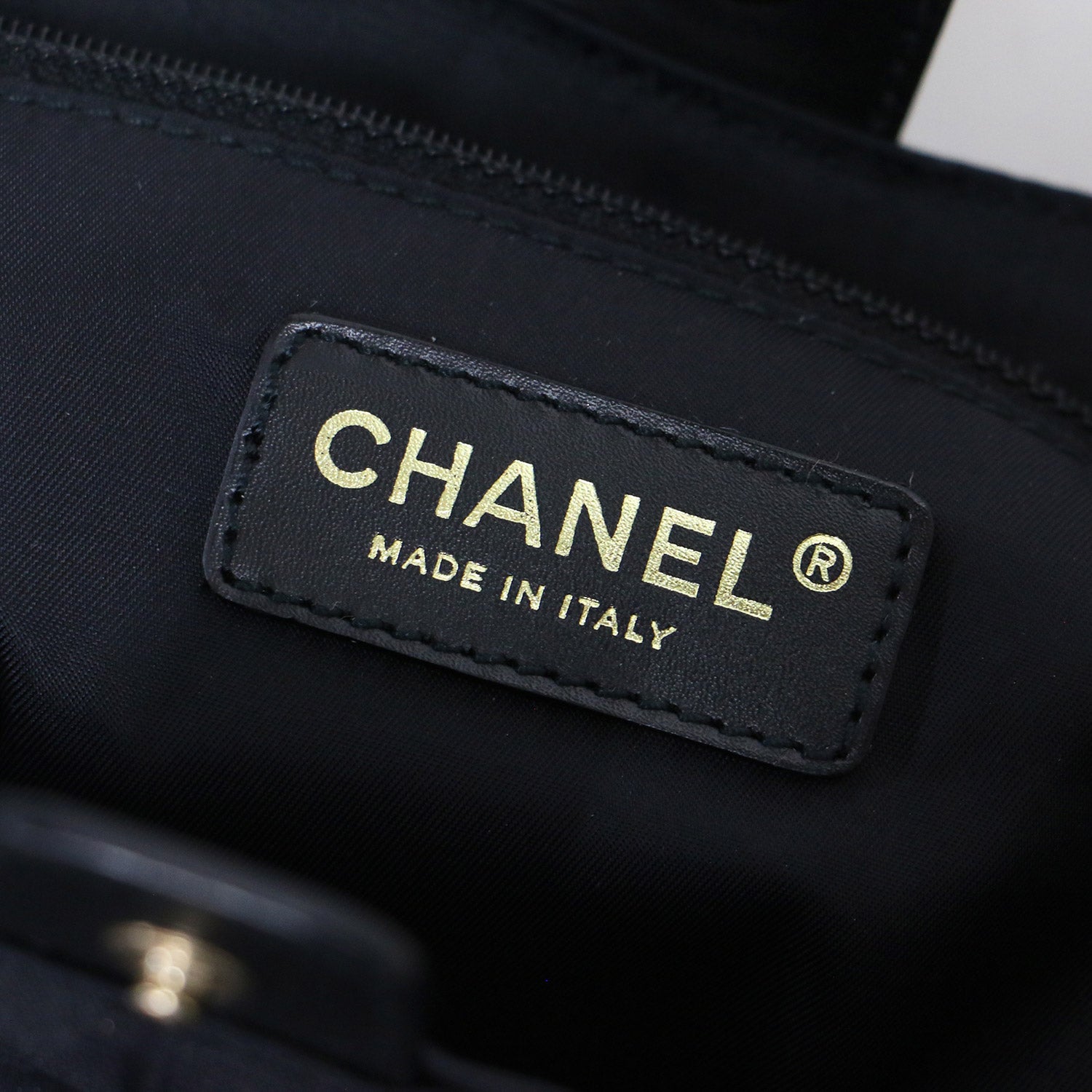 CHANEL (シャネル) ニュートラベルライン ハンドバッグ / ココマーク