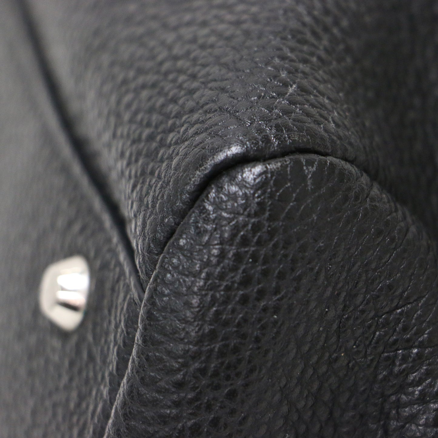 カウレザー 2WAY ボストン バッグ / ショルダーバッグ ハンドバッグ メタルロゴ 肩掛け 斜め掛け