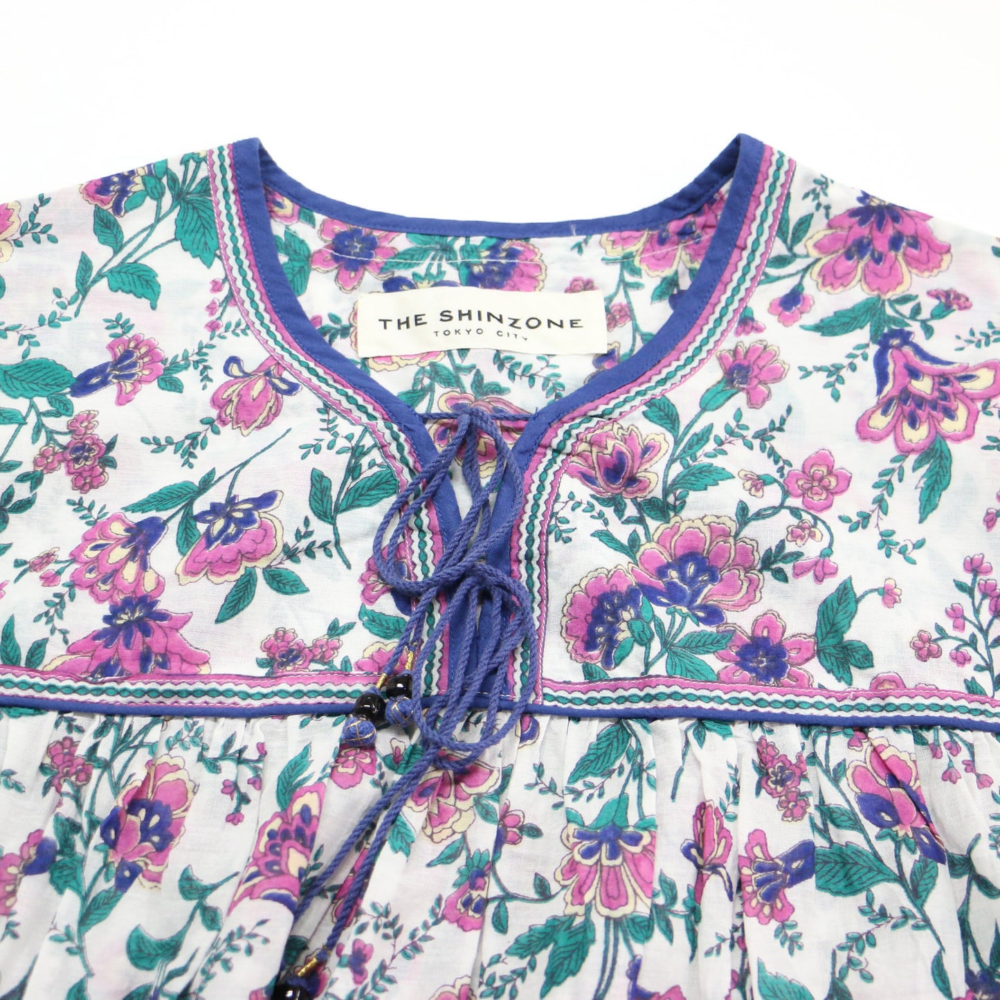 フラワー柄 ホーリー ブラウス / プルオーバー Vネック 長袖 花柄 コットン