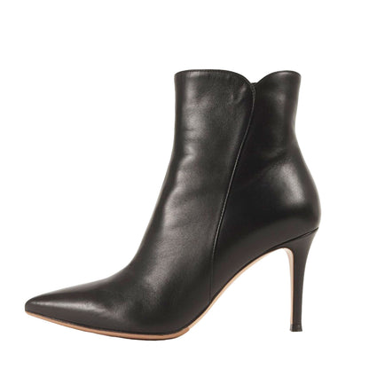 ナッパレザー ポインテッドトゥ ショート ブーツ / LEVY 85 ブーティ アンクル丈 ピンヒール 本革