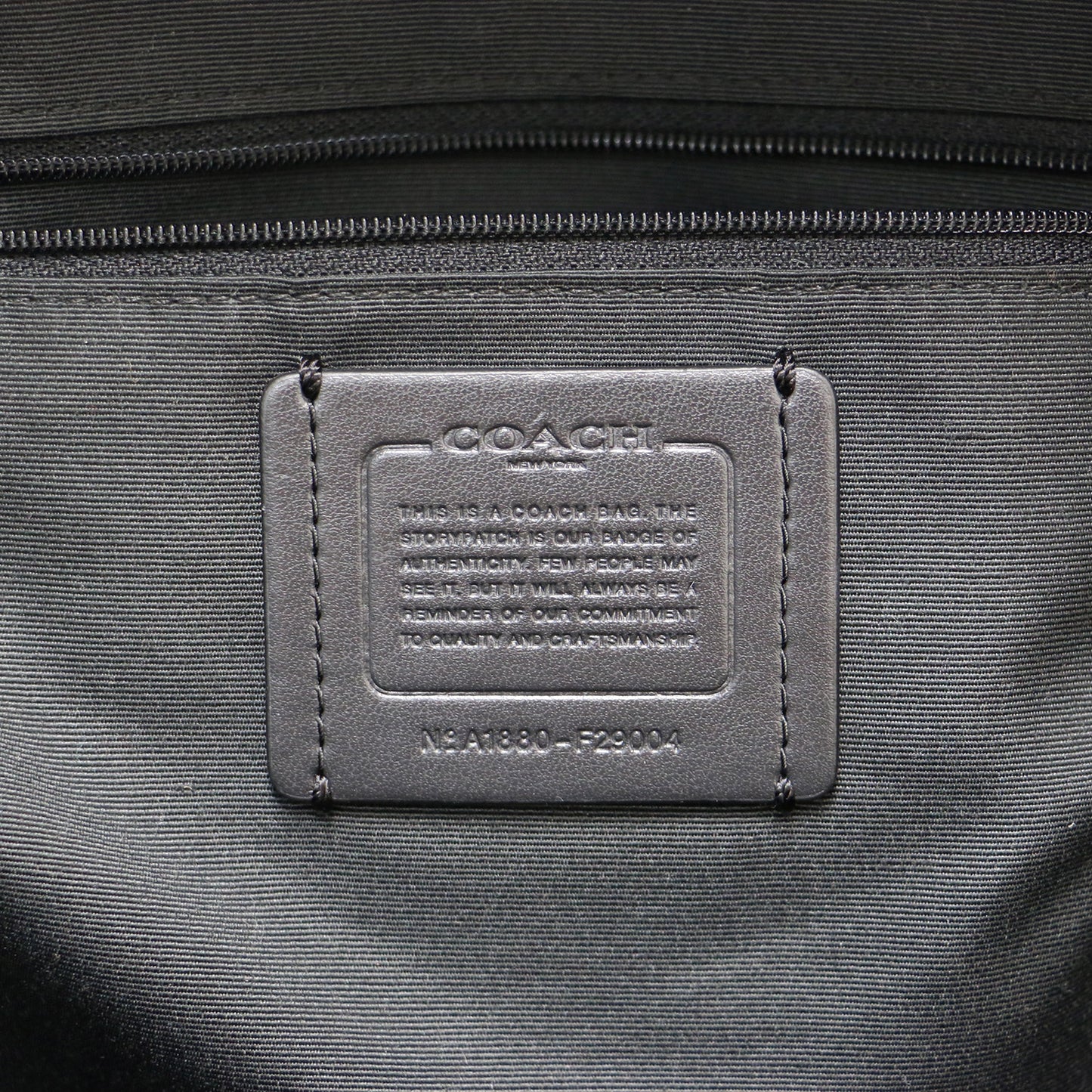 レザー リュック / バックパック ロゴ シボレザー 本革