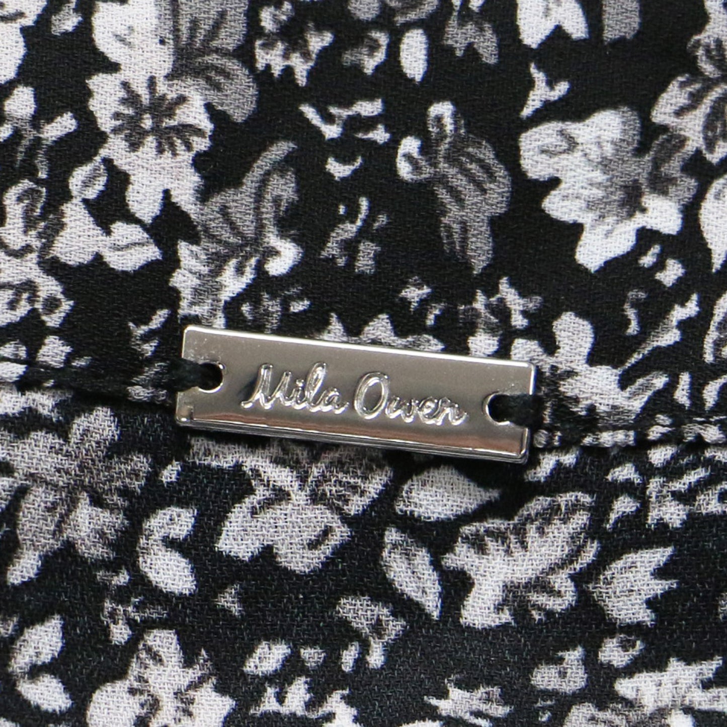 24秋冬 ボウタイ ティアード ワンピース / ロング丈 長袖 小花柄 フラワープリント リボン フレア