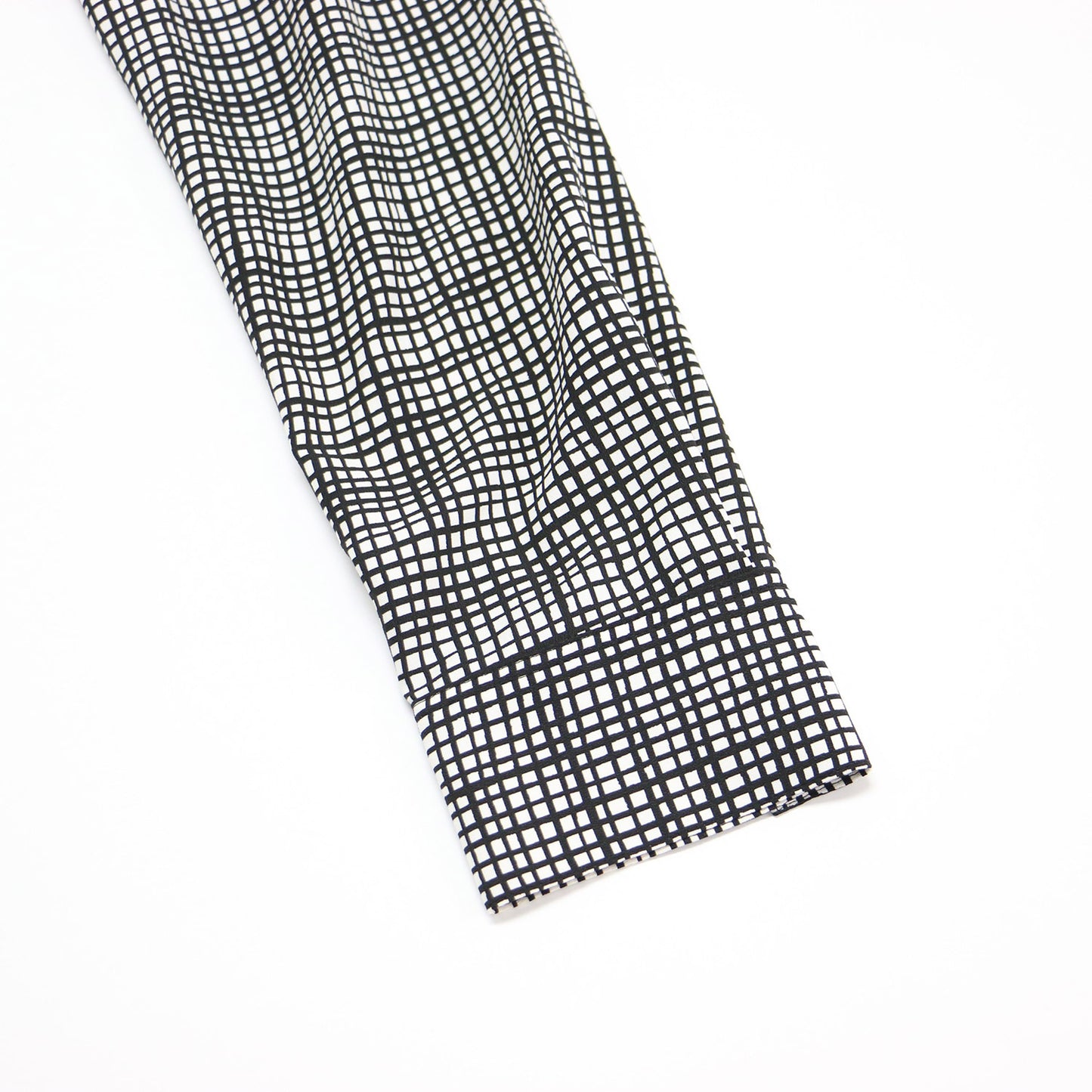 ジオメトリック柄 シャツ ワンピース / GEOMETRIC PRINT BELTED SHIRT DRESS ロング丈 長袖 ロープベルト スリット