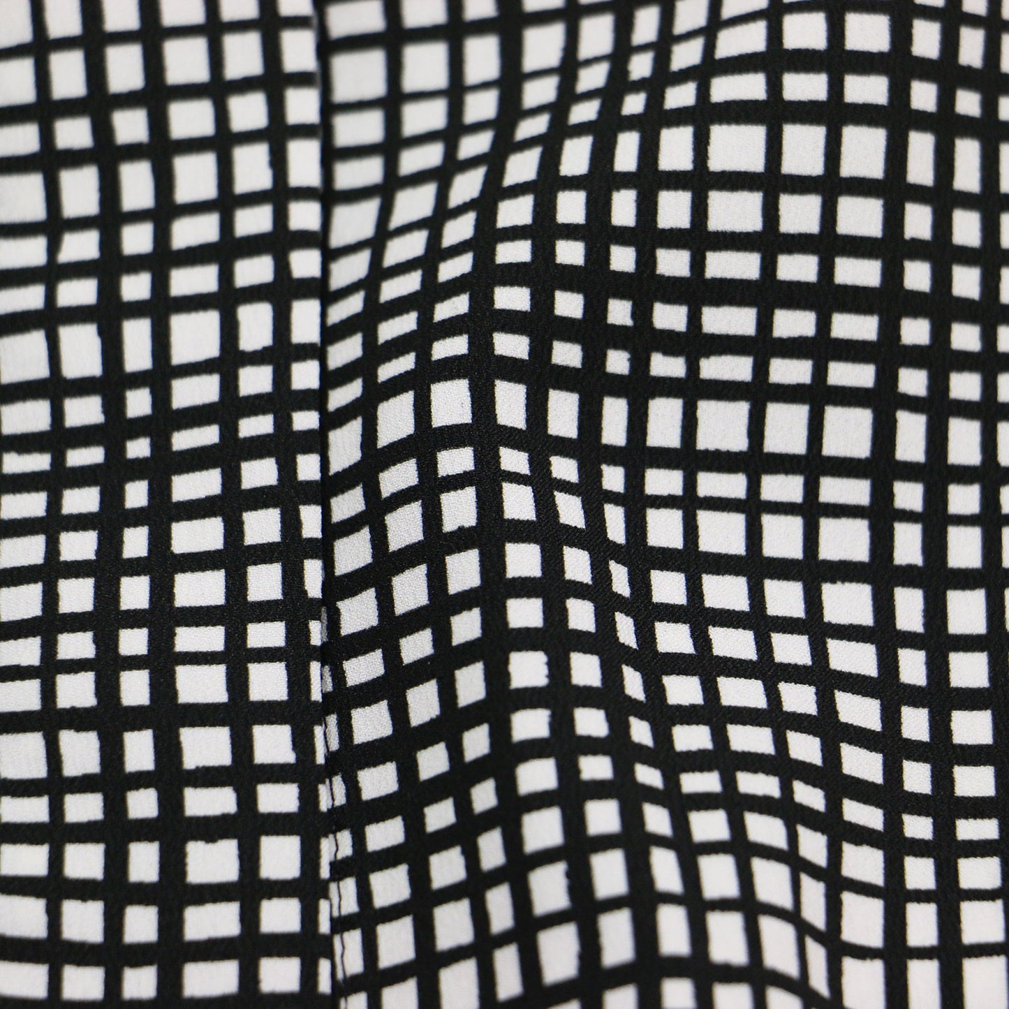 ジオメトリック柄 シャツ ワンピース / GEOMETRIC PRINT BELTED SHIRT DRESS ロング丈 長袖 ロープベルト スリット