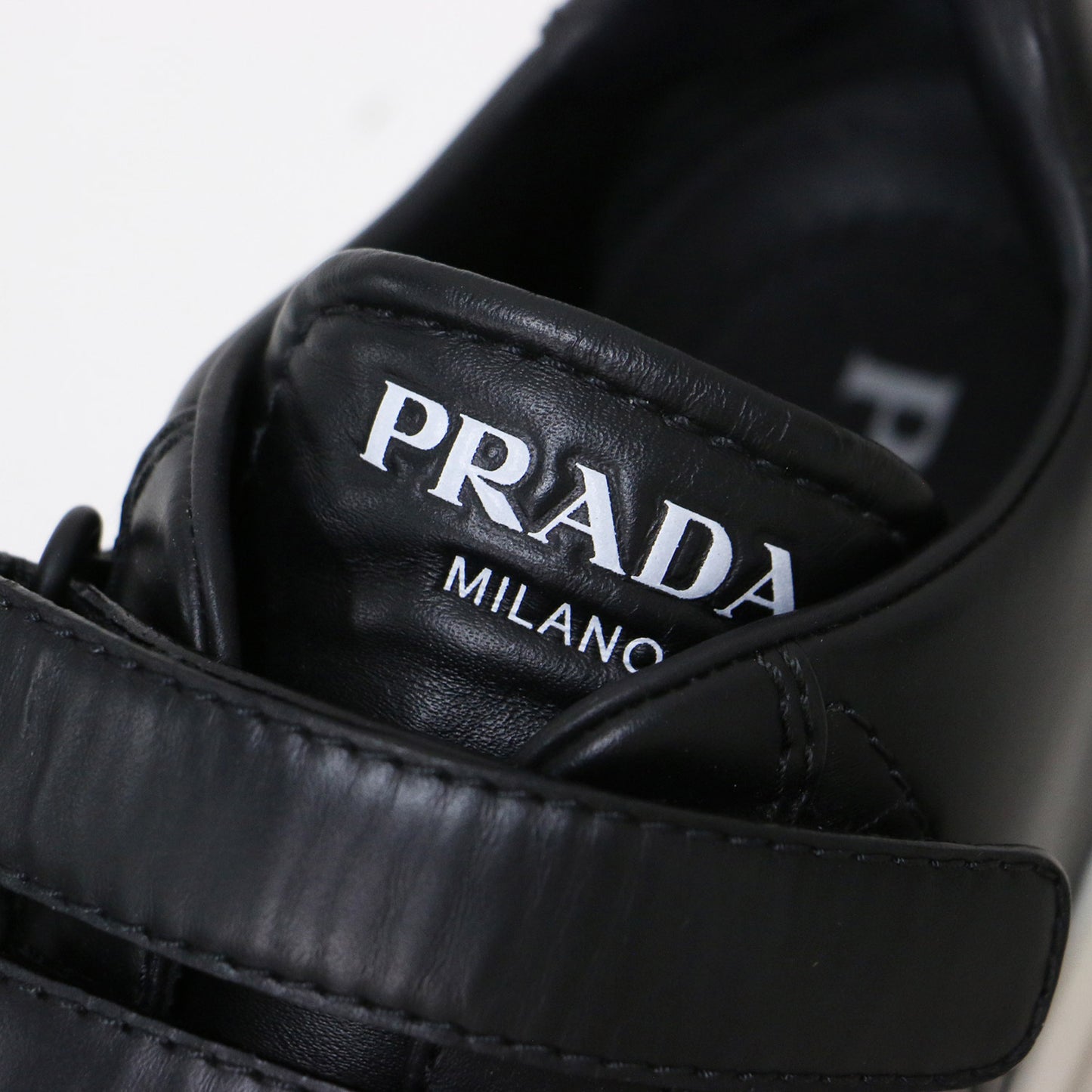 レザー ベルクロ スニーカー / ローカット マジックテープ マット