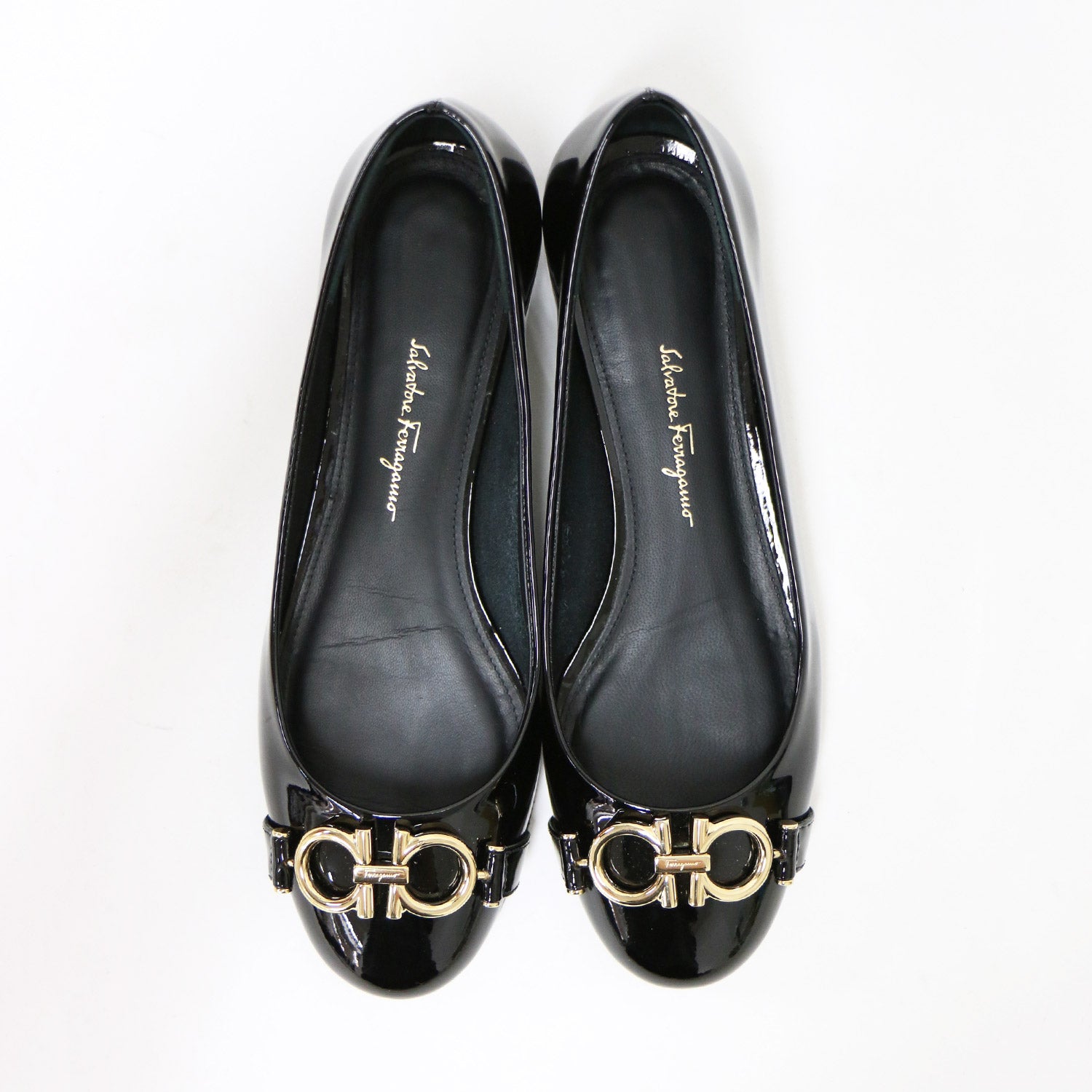 Salvatore Ferragamo (サルヴァトーレ フェラガモ) エナメル フラット