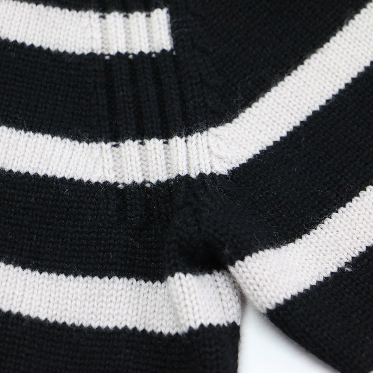 23秋冬 ウールミドルゲージ ボーダー ニット / プルオーバー 長袖 オフタートル ショート丈 リブ ウール ウォッシャブル