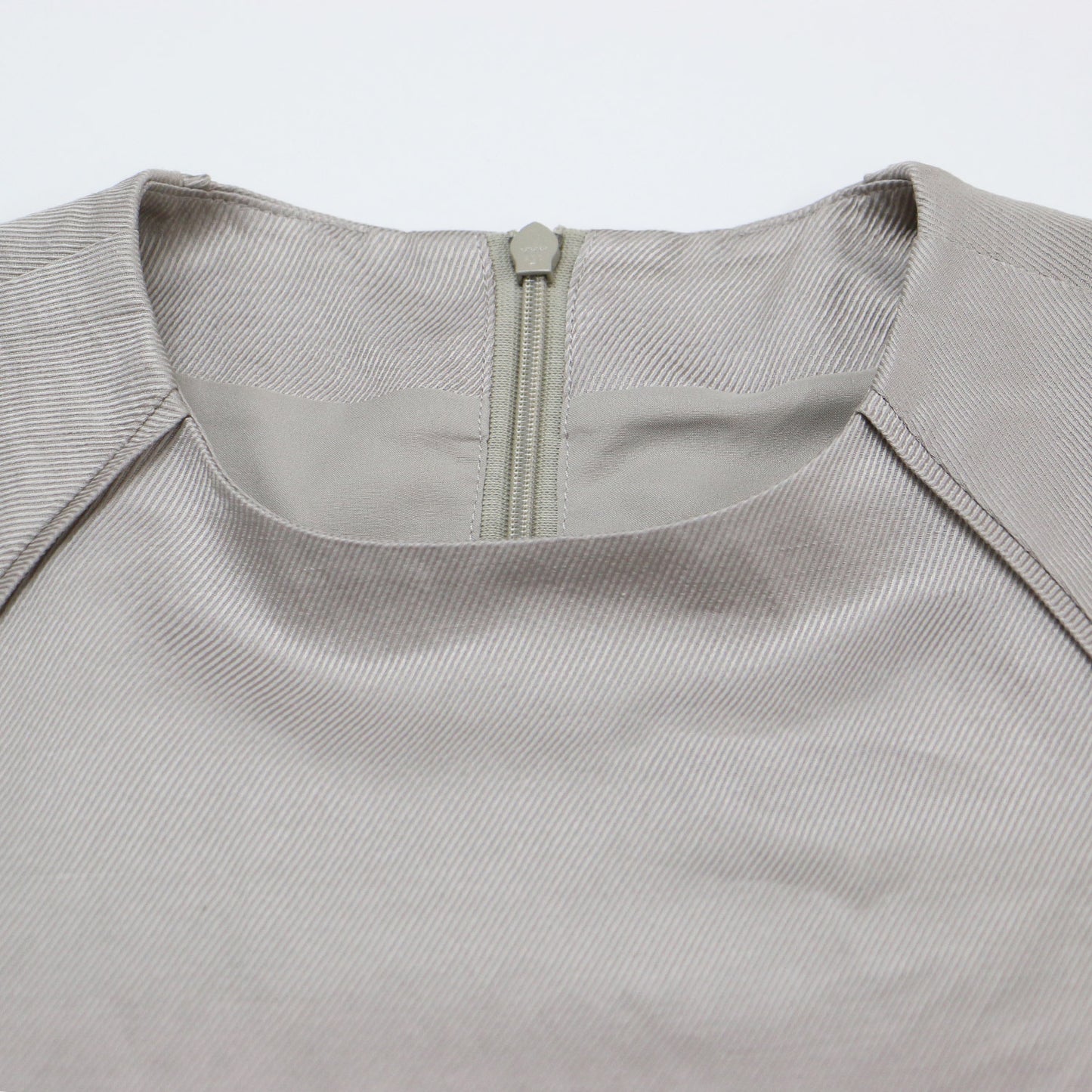 ボリューム袖 ワンピース / ロング丈 バルーンスリーブ 長袖 ラグラン ギャザー フレア