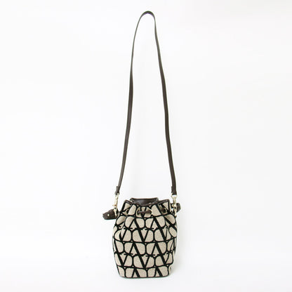 Vロゴ シグネチャー トワル イコノグラフ ミニ バケットバッグ / ドローストリング 2WAY レザー コットン