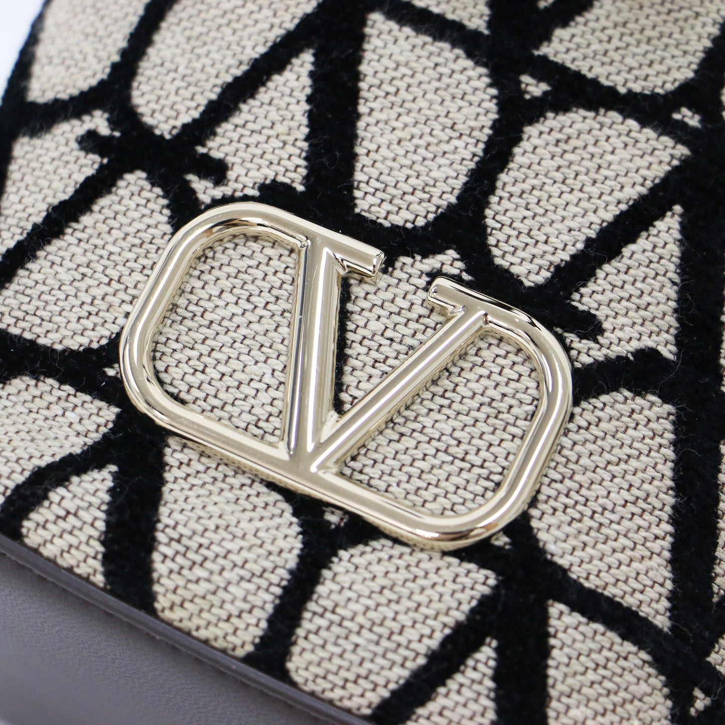 Vロゴ シグネチャー トワル イコノグラフ ミニ バケットバッグ / ドローストリング 2WAY レザー コットン