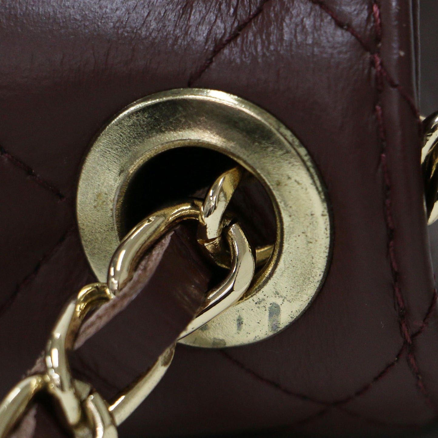 レザー キルティング チェーン ショルダー バッグ / フラップ クロスボディ 肩掛け 2WAY