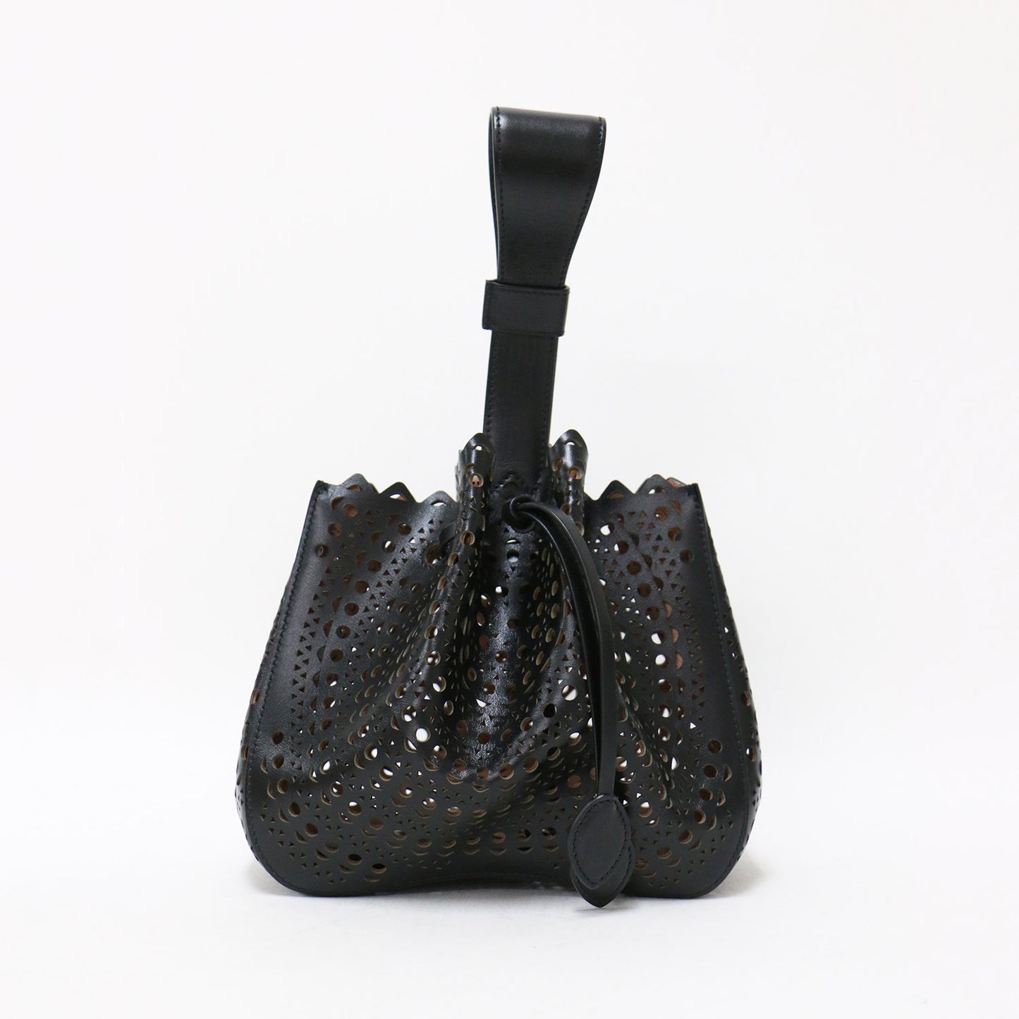 カッティング レザー ハンドバッグ / ROSE MARIE ワンハンドル リストストラップ 巾着型