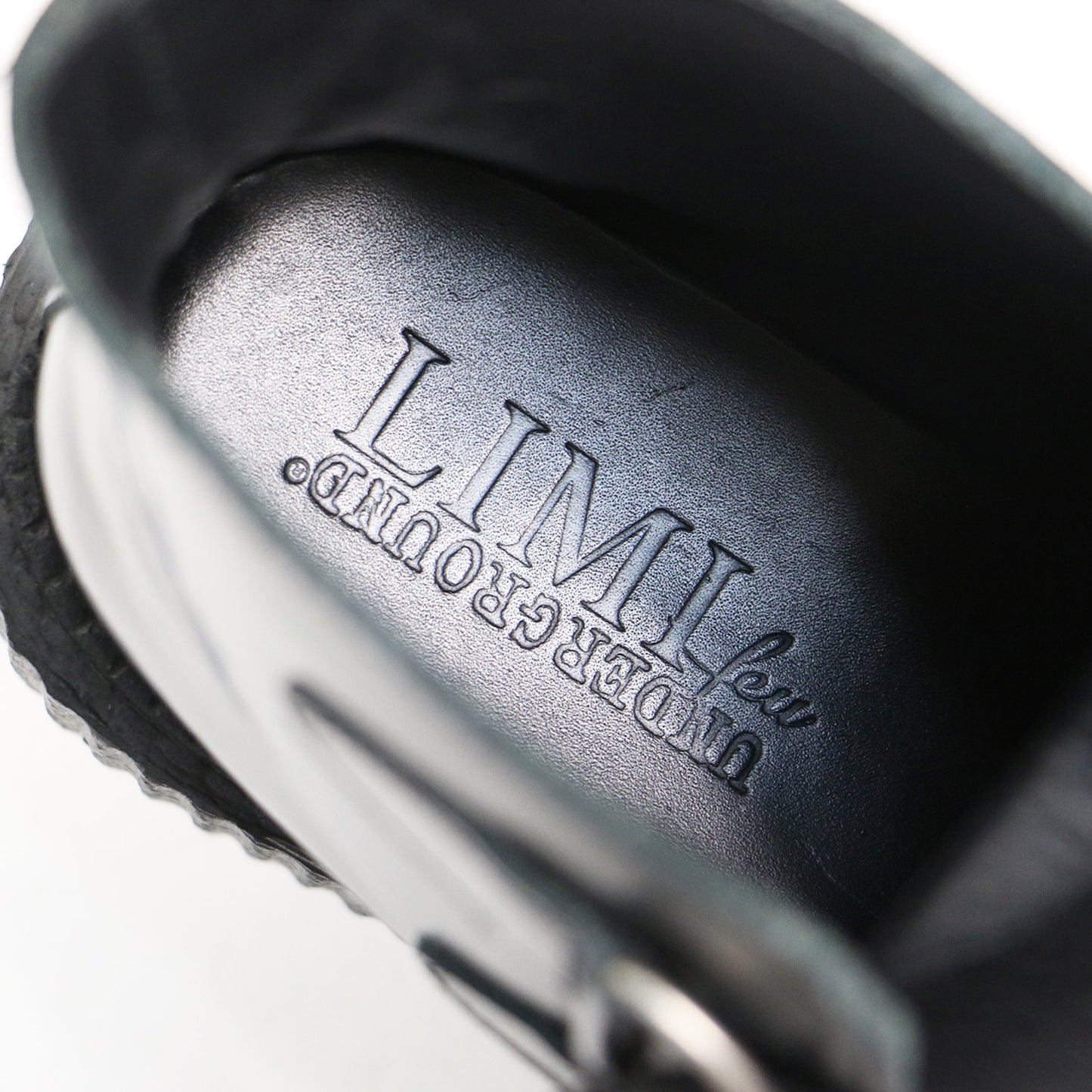 × UNDERGROUND(R) 別注 メタルパーツ付き レザー ショートブーツ / BLACK LEATHER BOOTS WITH METAL PLATES レースアップ 厚底