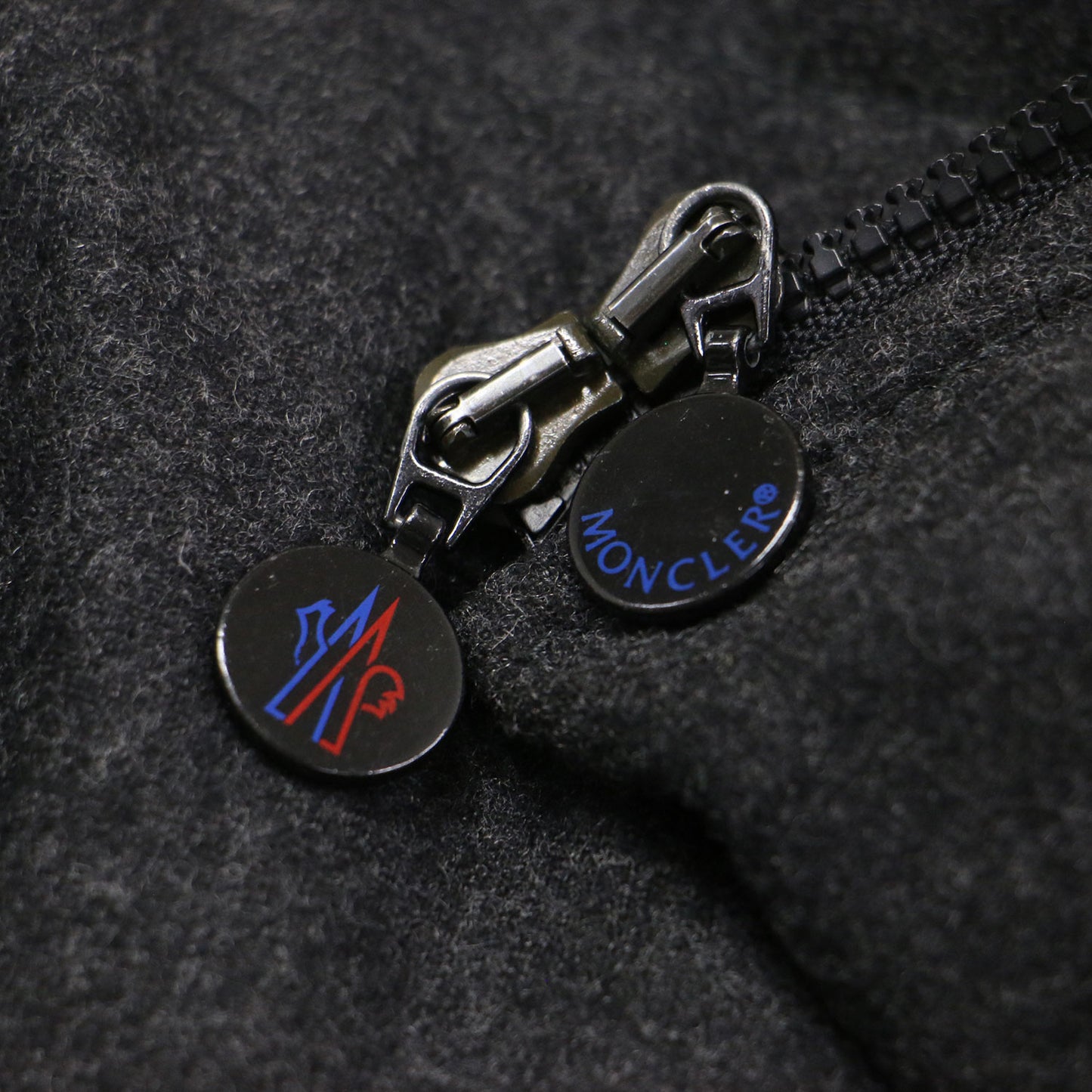 ウール ダウン ジャケット / BADIA ショート丈 フード付き スタンドカラー