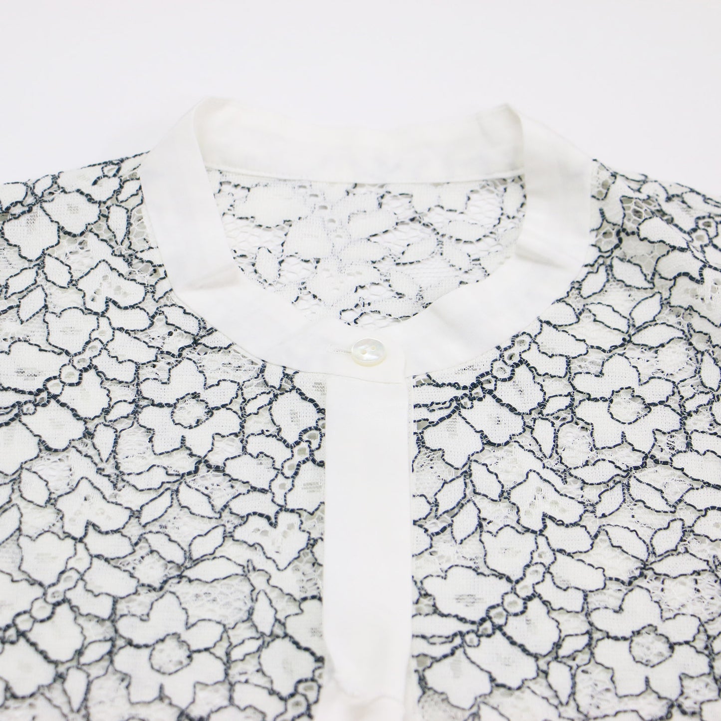 24秋冬 リーフコードレース ハーフスリーブ ブラウス / 半袖 スタンドカラー ボックスシルエット