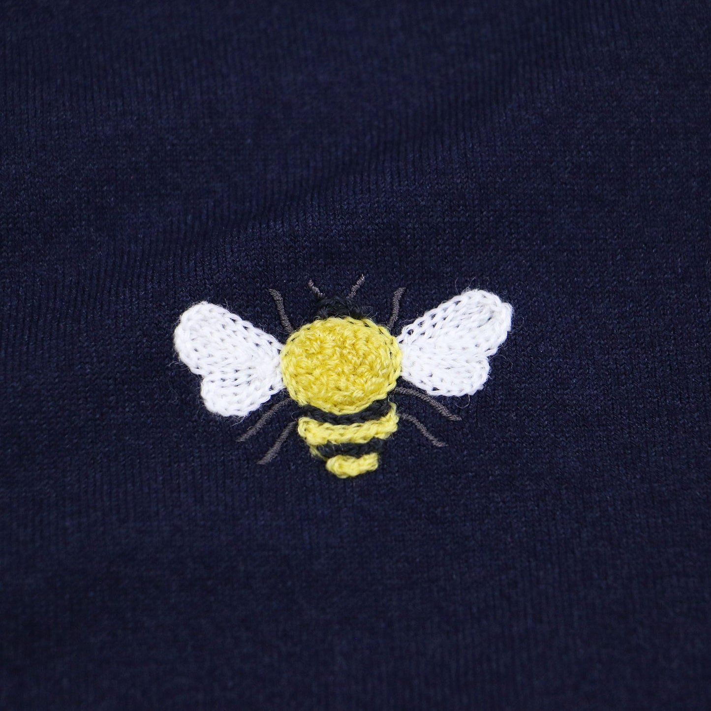 ワンポイント刺繍 カーディガン / ニット ハイゲージ リブ コンパクト ゴールド釦