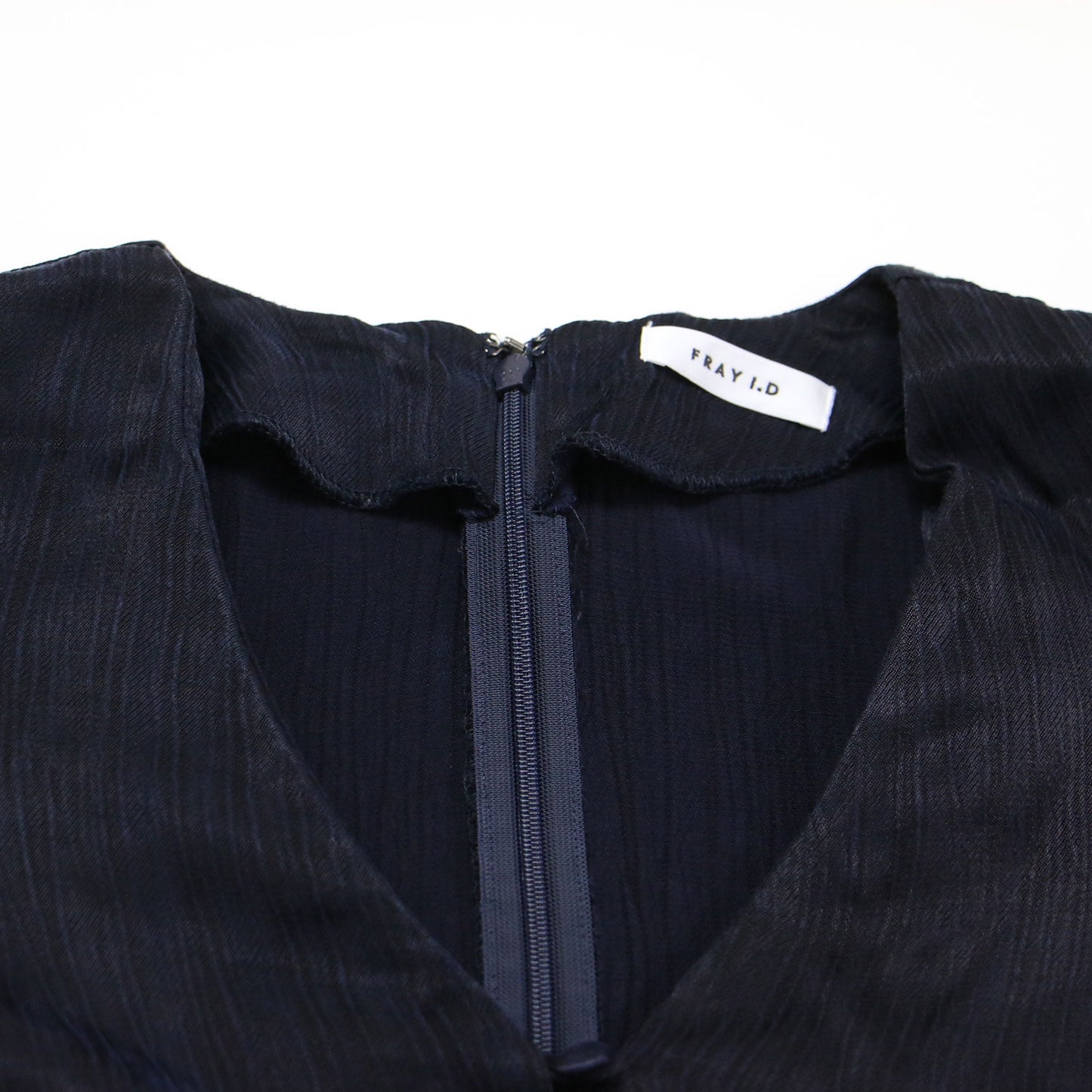 22秋冬 サテン タック ワンピース / ドレス 長袖 Vネック ロング丈 フレア リボン