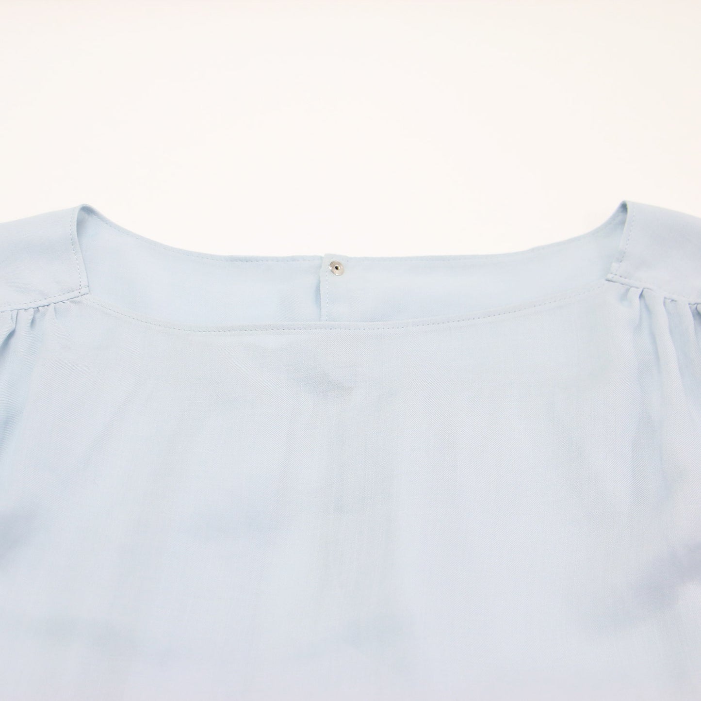 シアー クロス ボリューム スリーブ ブラウス / プルオーバー 長袖 ボリューム スリーブ ギャザー