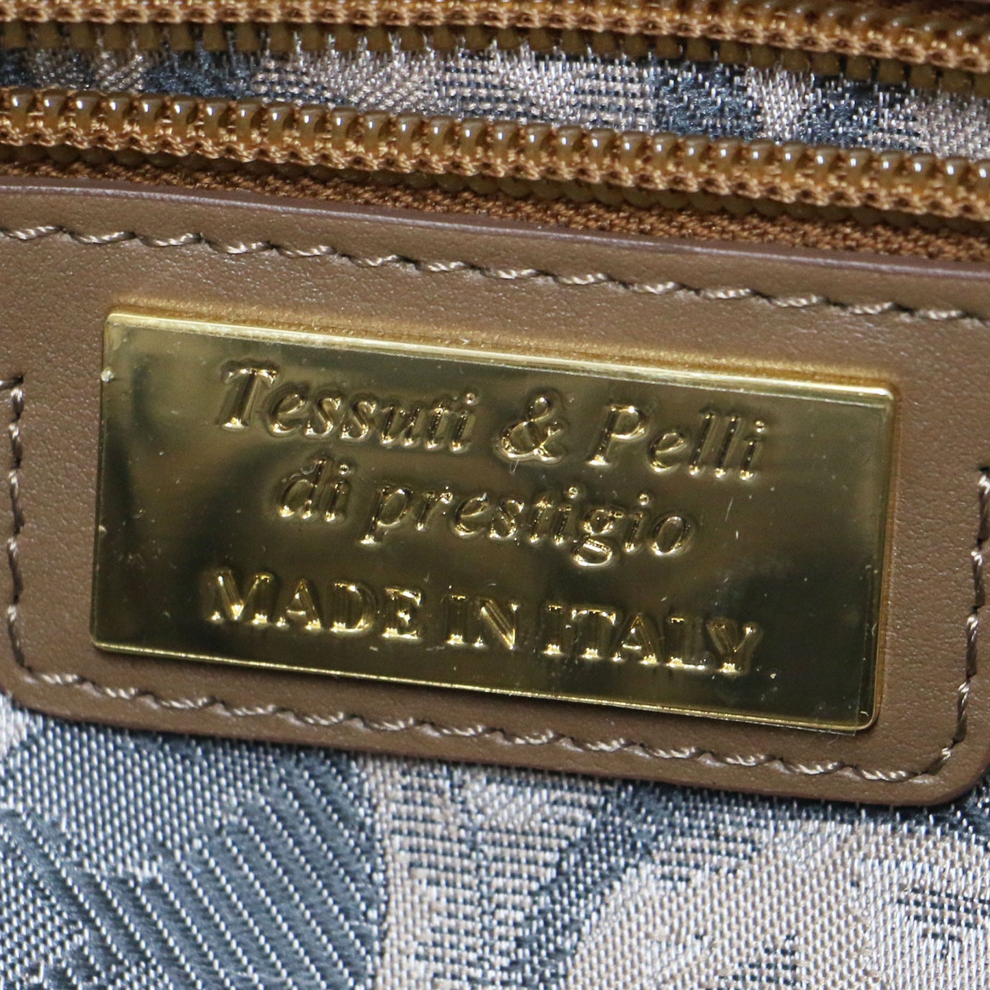 レザーハンドル ナイロン トートバッグ / ハンドバッグ ロゴ 肩掛け 本革