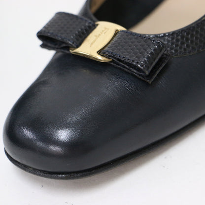 ヴァラ スクエアトゥ チャンキーヒール パンプス / VARA 型押し リボン レザー